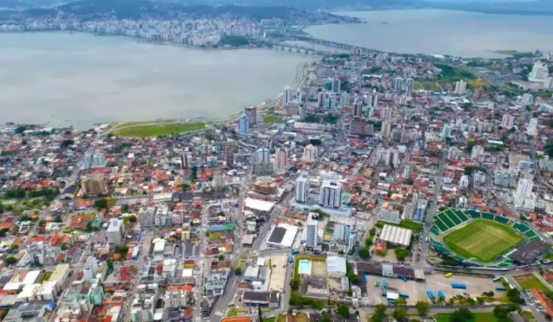 Procissões e Olimpíadas causam transtornos no trânsito na região continental de Florianópolis