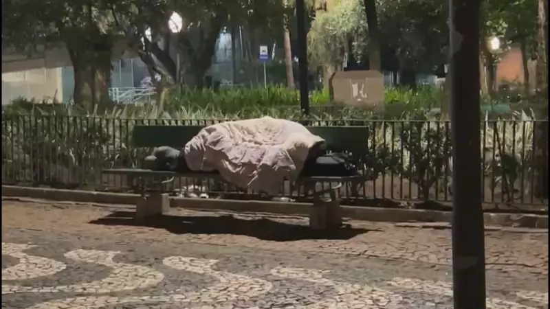 Quase 8 mil pessoas em situação de rua na região metropolitana de Porto Alegre: um retrato da crise social