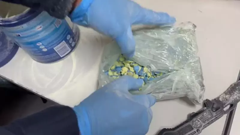 Receita Federal apreende carga de ecstasy escondida em lata de leite em pó nos Correios do Rio