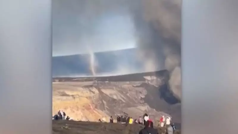 Redemoinho de poeira impressionante surge durante erupção do Kilauea no Havaí