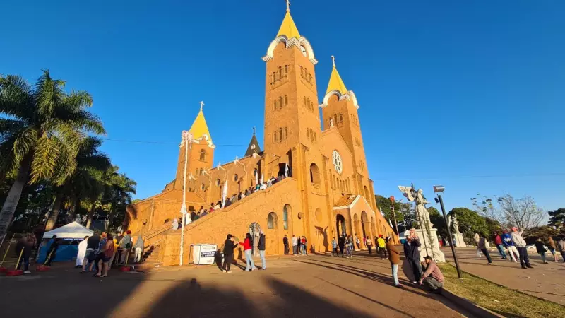 Romaria de Nossa Senhora da Abadia promete agitar o Triângulo Mineiro com mais de 1 milhão de fiéis