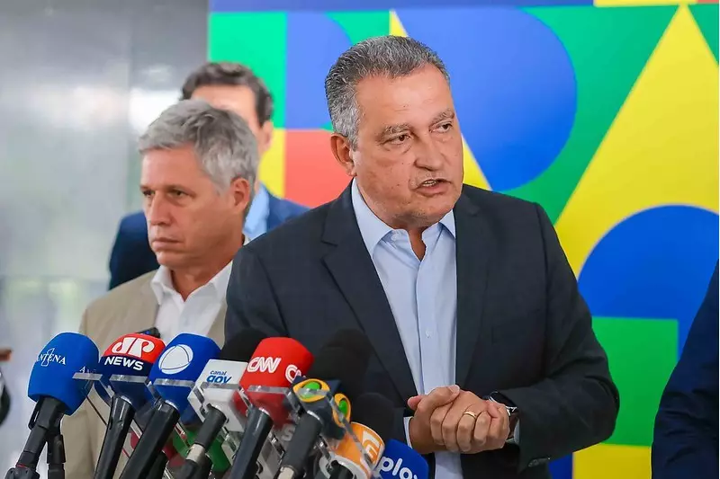 Rui Costa afirma que Lula dificilmente sancionará aumento no número de deputados, mas nega crise com Congresso