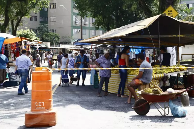 Santos vai padronizar barracas e comércio em feiras livres e praias — veja o que muda
