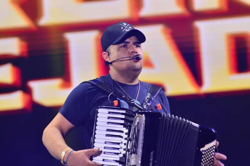 São João de Campina Grande: Tarcísio do Acordeon e Japãozin agitam o público neste sábado (5)