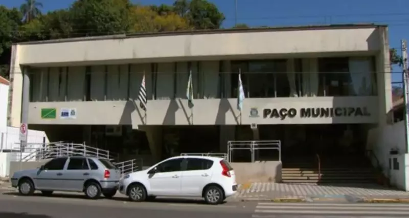 Servidora aposentada é condenada no interior de SP por fraudar sistema e cancelar dívida de IPTU do marido
