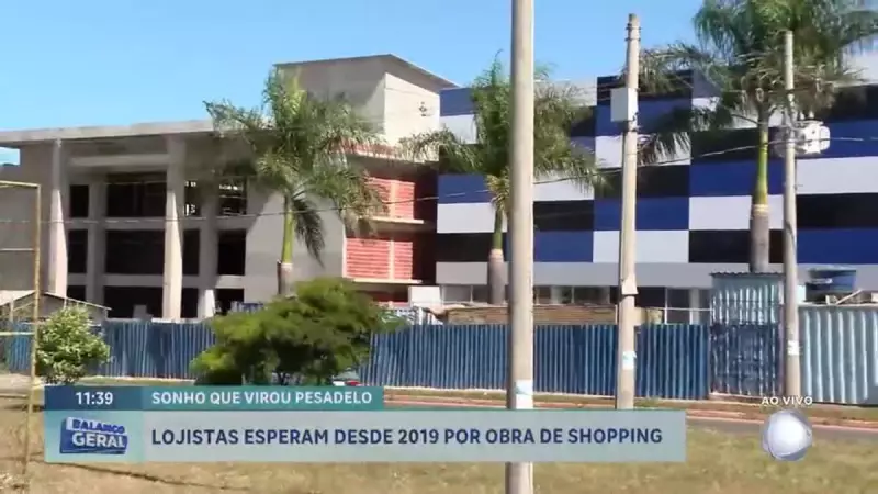 Shopping no Paranoá-DF: Comerciantes investem, mas obra segue paralisada desde 2017