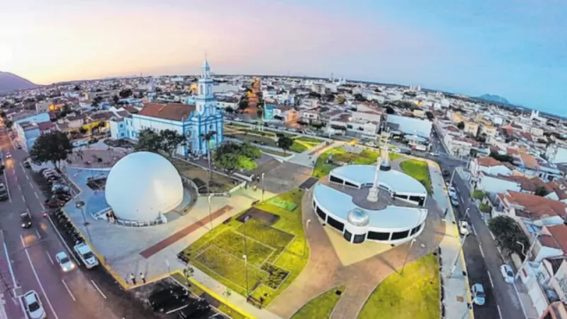 Sobral comemora 252 anos com shows de Claudia Leitte, Calcinha Preta e Henry Freitas