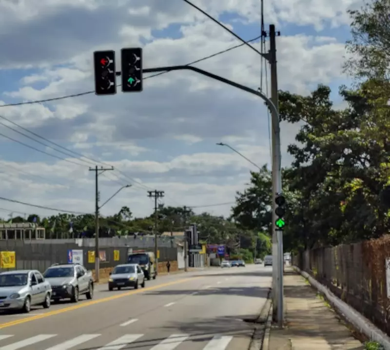 Sumaré ganha nova sinalização em cruzamento estratégico para melhorar trânsito e segurança
