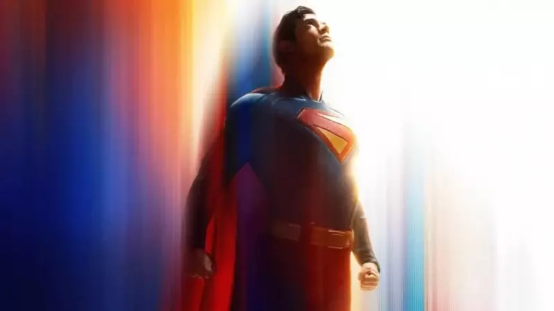 Superman ganha reboot surpreendente com toque de humor e modernidade