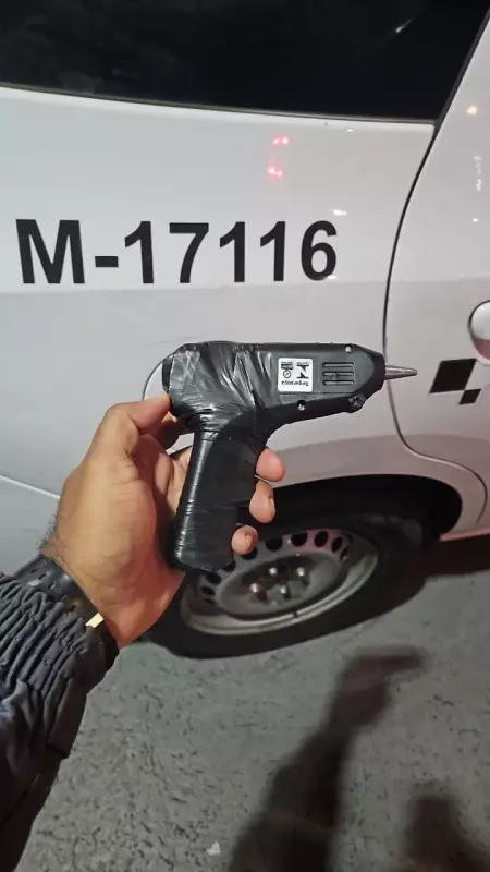 Suspeitos presos após tentativa de roubo em farmácia com pistola de cola quente em Mogi das Cruzes