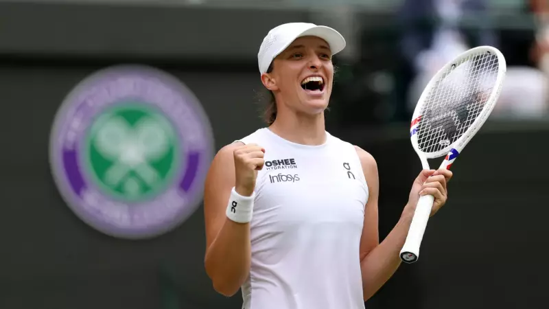 Swiatek arrasa Anisimova com duplo 6-0 em menos de 1 hora e conquista Wimbledon em estilo avassalador