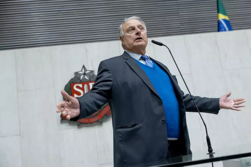 Tarcísio acerta ao não atacar Moraes, diz aliado: 'Não é burro'
