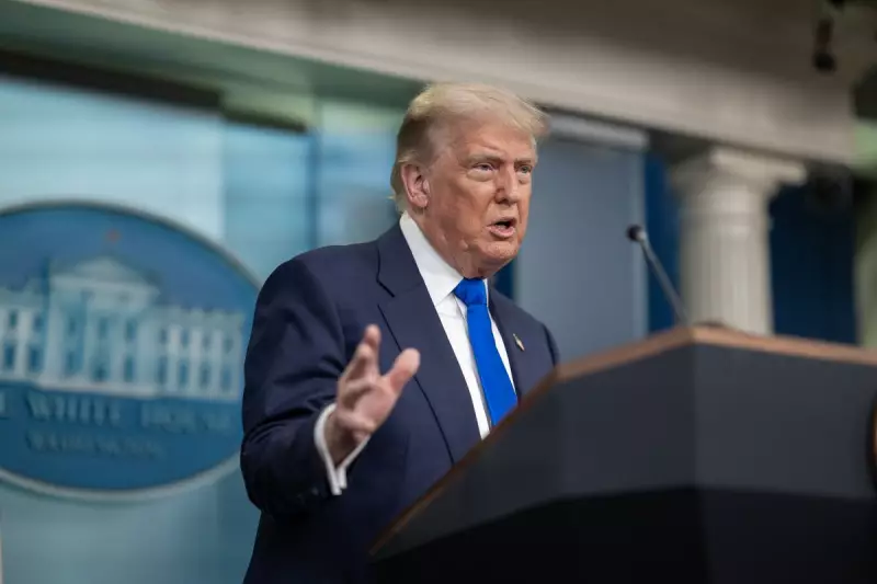 Tarifas de Trump: Como a Ideologia Pode Impactar a Economia, Segundo Economistas