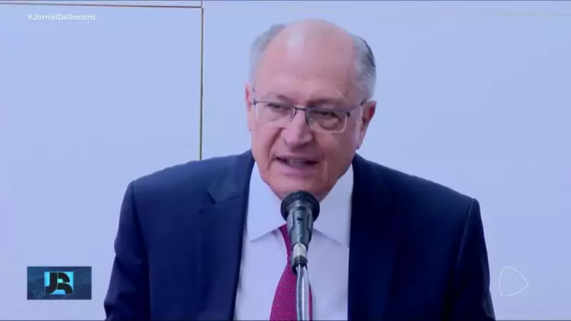 Tarifas de Trump em pauta: indústria e agronegócio pressionam governo brasileiro