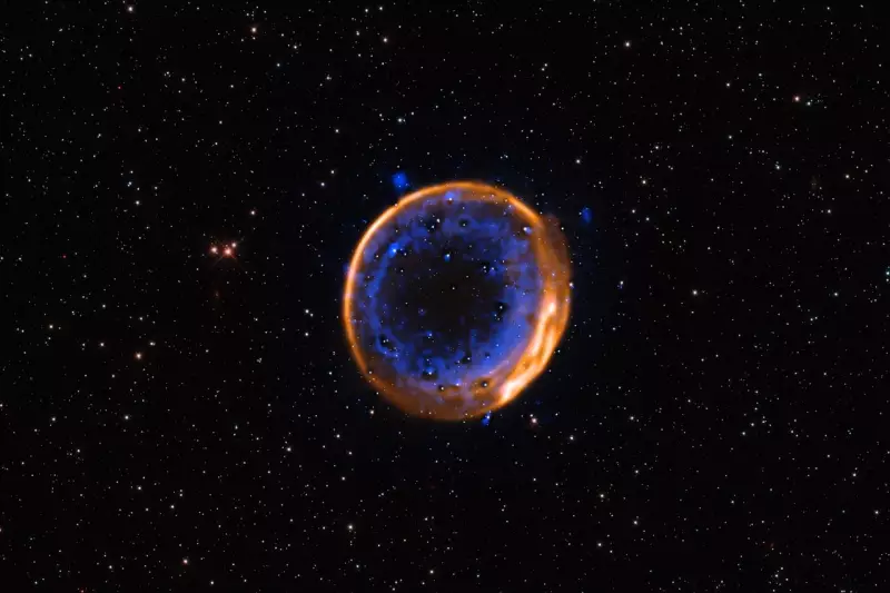 Telescópio captura imagem inédita de estrela que 'morreu duas vezes' no espaço