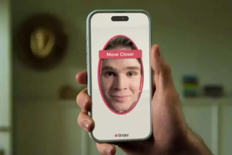 Tinder implementa reconhecimento facial para validar perfis: entenda a nova medida