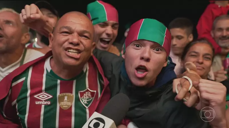 Torcedores do Fluminense vibram com classificação histórica para as semifinais da Copa do Mundo de Clubes