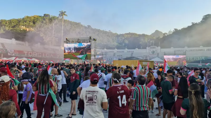 Torcida do Fluminense vibra com classificação para a semifinal do Mundial de Clubes no Rio