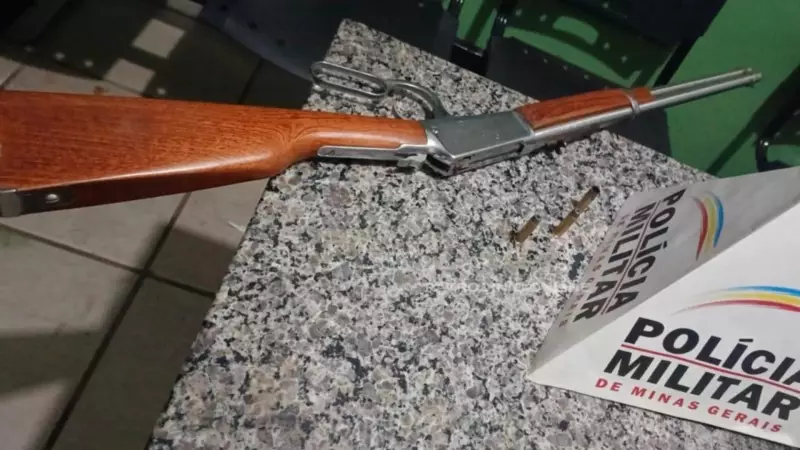 Tragédia em Campina Verde: Mulher atira acidentalmente no marido e causa morte instantânea