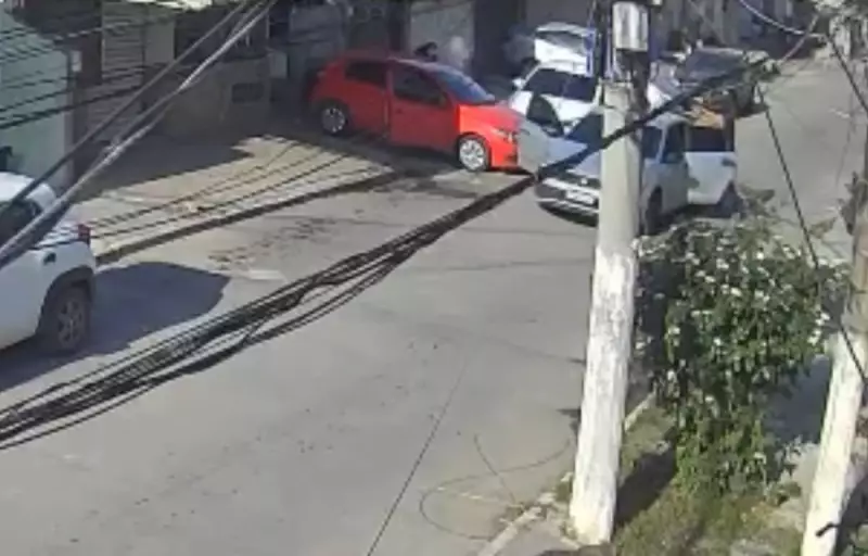 Tragédia em Duque de Caxias: Criança morre e mulher fica ferida em tiroteio contra PM