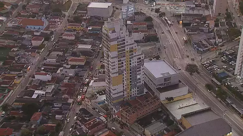 Tragédia em São Paulo: Mulher morre após explosão e incêndio em prédio residencial no Jardim São Luiz