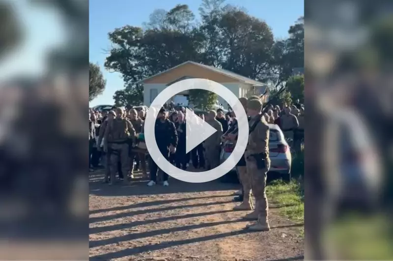 Tragédia em SC: Policial, filho de 5 anos e irmã morrem em acidente e são sepultados com honras