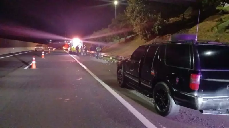 Tragédia na Rodovia: Homem morre atropelado ao abastecer carro no acostamento em SP