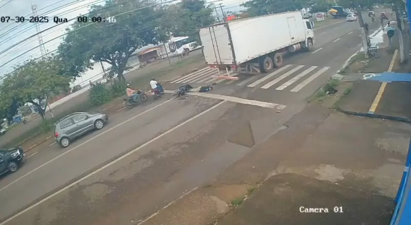 Tragédia no trânsito: Caminhão atropela motociclista em cruzamento de Macapá — vítima não resistiu