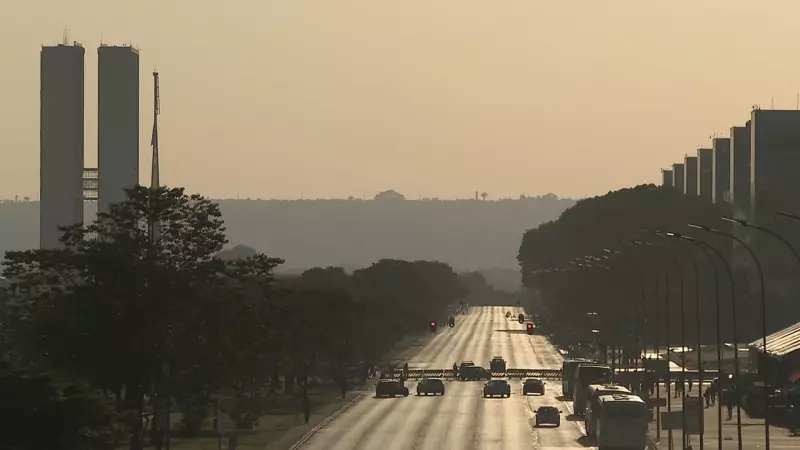 Trânsito em Brasília: veja o fechamento de ruas na Esplanada para visita do presidente da Indonésia