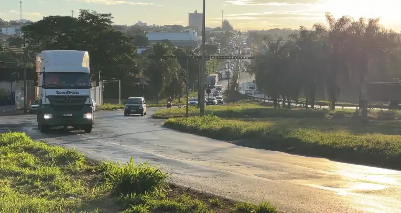 Uberlândia terá obras em vias urbanas: edital publicado para BRs-365, 050 e MGC-452
