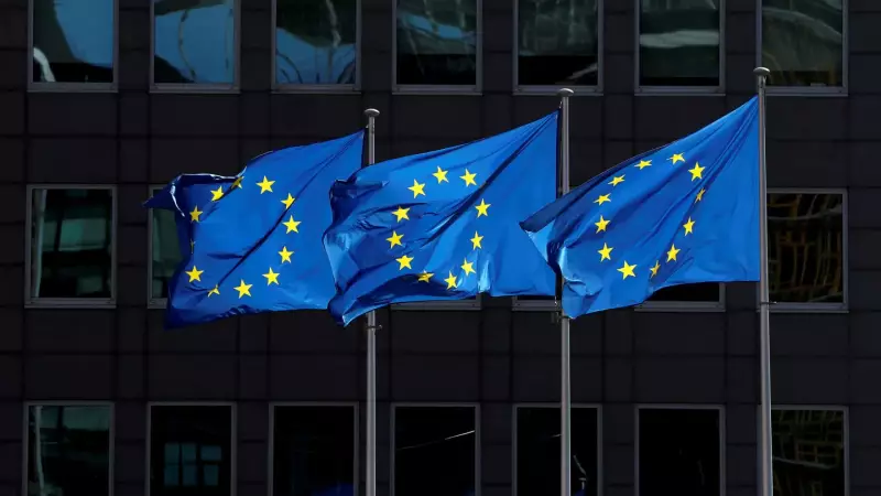 UE ameaça retaliar tarifas de Trump e líderes se unem a Von der Leyen