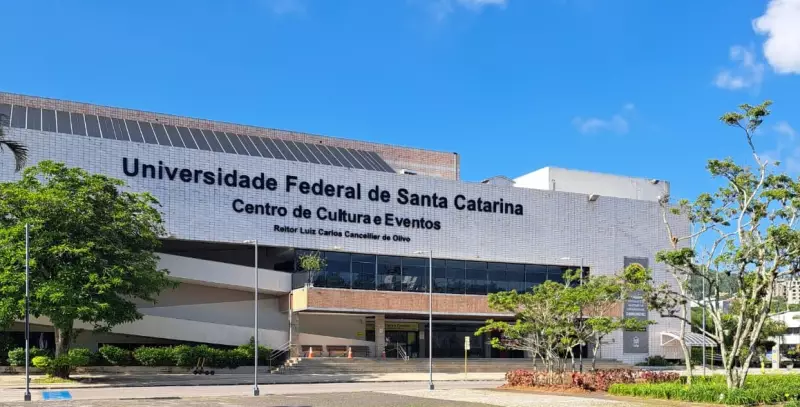 UFSC abre 2 mil vagas em cursos esportivos: samba, natação e muito mais!