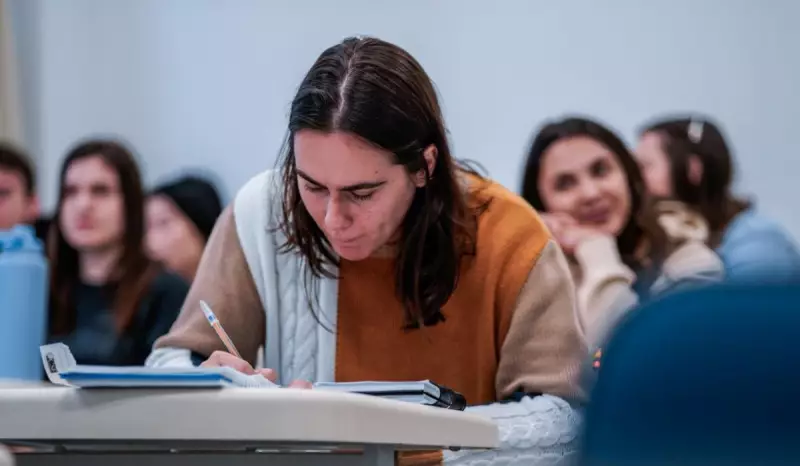 Universidade gratuita reabre inscrições após impasse com dívidas de estudantes — confira os prazos!