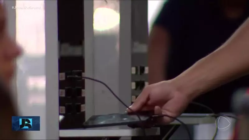 USB em locais públicos: perigo oculto para seus dados pessoais?