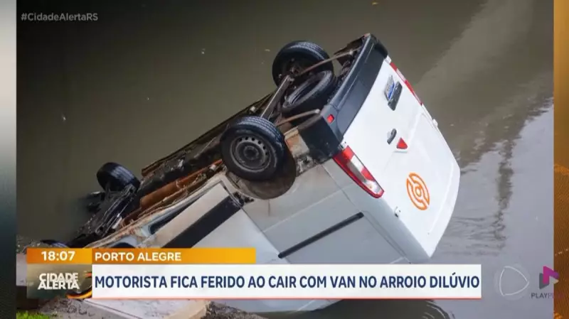 Van desgovernada cai em arroio de Porto Alegre: motorista escapa ileso, mas susto foi grande!