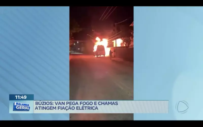 Van pega fogo em Búzios e provoca pânico: chamas atingem fiação elétrica e interditam via