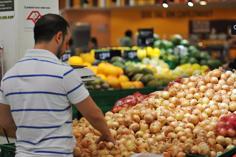 Varejo brasileiro registra queda de 4,2% em junho, aponta Stone