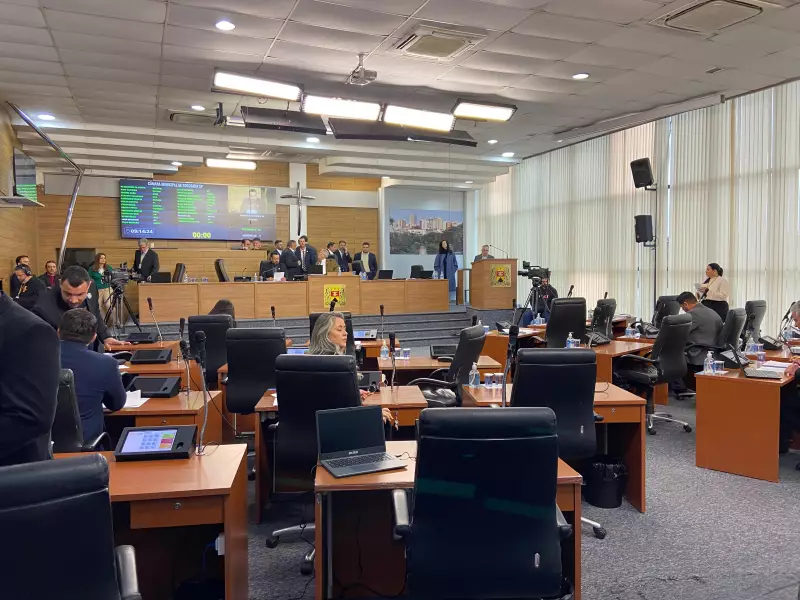 Vereadores de Sorocaba arquivam pedido de investigação contra ex-prefeito Manga após denúncias de corrupção na saúde