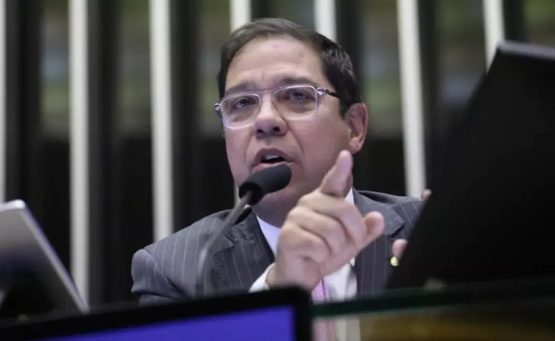 Vice da Câmara detona Moraes: 'Decisão sobre IOF é uma afronta ao Congresso'