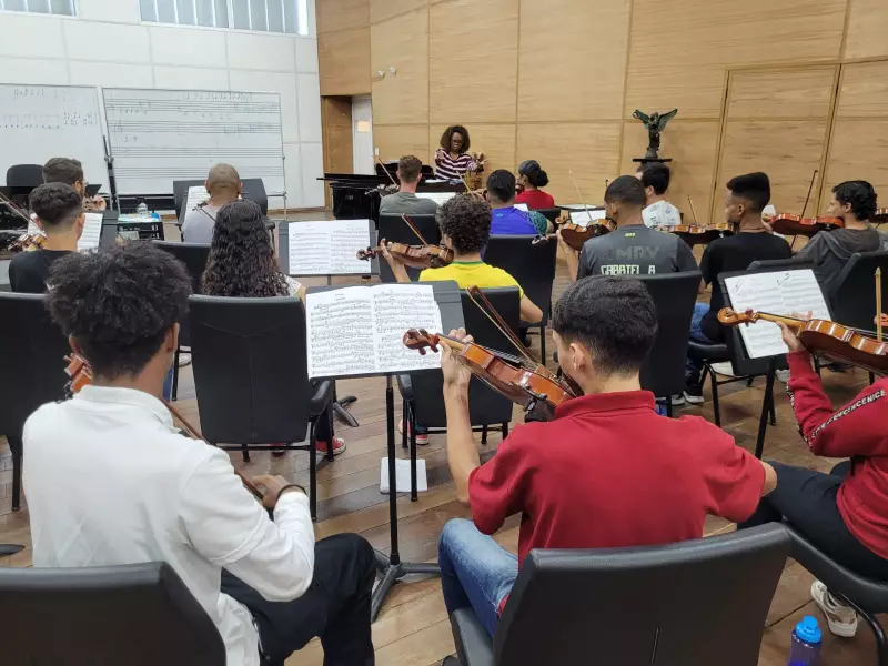Volta Redonda comemora 71 anos com programação musical imperdível: confira os destaques!