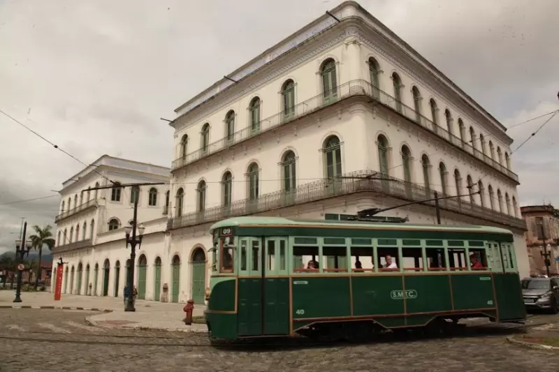 Walking Tour em Santos: Conheça os Pontos Turísticos e Culturais da Cidade