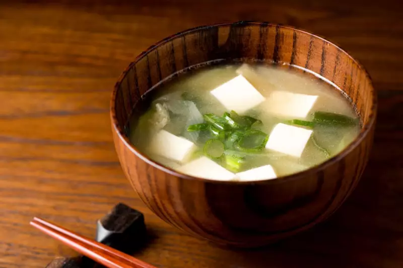 8 Receitas Japonesas Incríveis para Surpreender em Casa — Facílimas de Fazer!