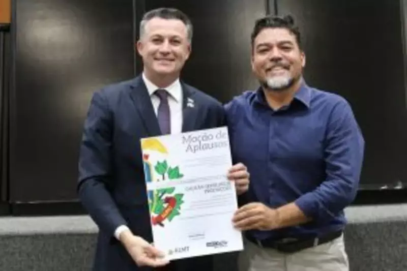 ALMT celebra Galvão Sepúlveda Produções com moção de aplausos — Xuxu Dal Molin destaca legado cultural
