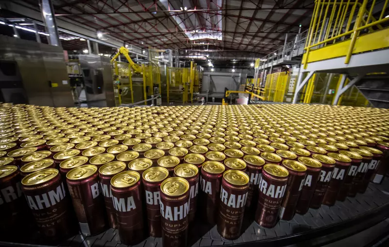 Ambev investe meio bilhão no Rio: fábrica de cerveja ganha mega modernização