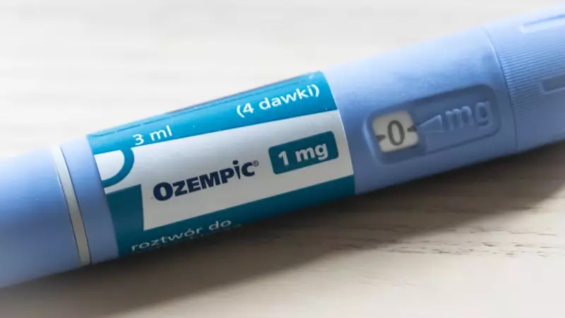 Anvisa pisa no freio: versões manipuladas de Ozempic, Mounjaro e Wegovy são proibidas no Brasil