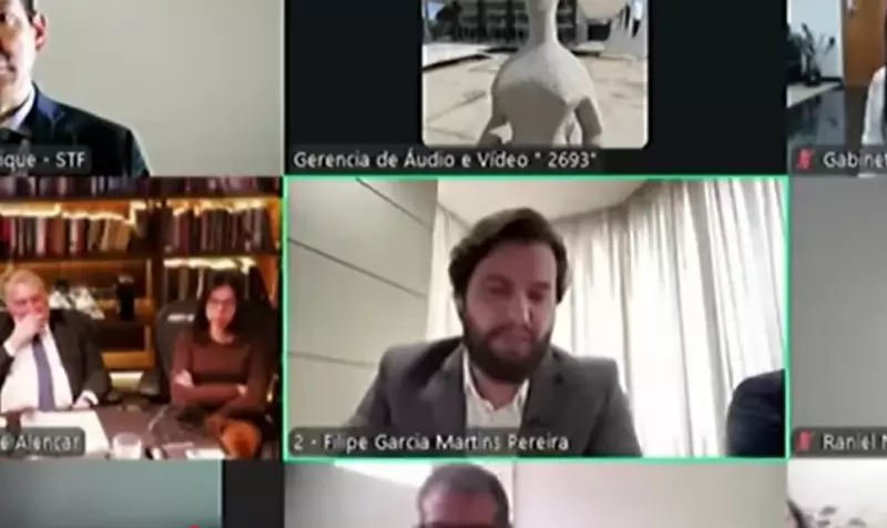 Aposta de Filipe Martins em Mendonça: O Plano que Virou Pó no Planalto