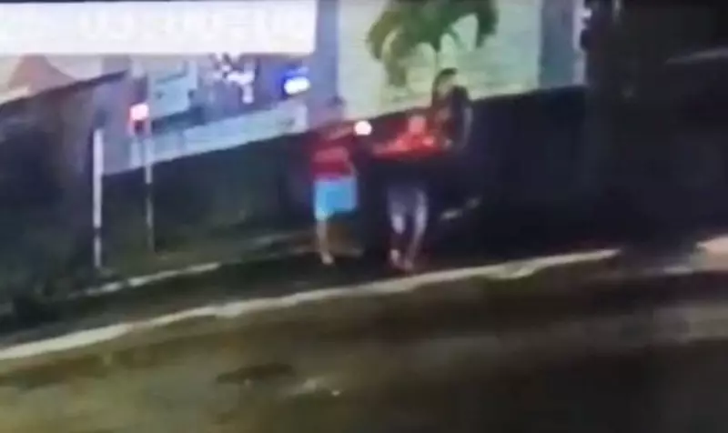 Assassinato chocante de colombiano é filmado em frente a condomínio em Jaboatão dos Guararapes