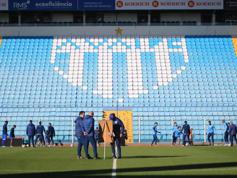 Avaí em silêncio: jogadores se recusam a falar após atraso salarial — crise no clube?