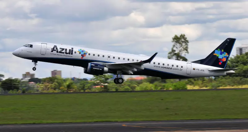 Azul corta rotas e Gol desanima com fusão: o que está acontecendo no céu brasileiro?