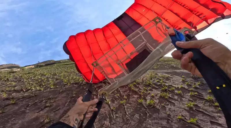 Bombeiro do RJ filma momento aterrorizante de queda durante salto de base jump no Espírito Santo — assista ao vídeo chocante!